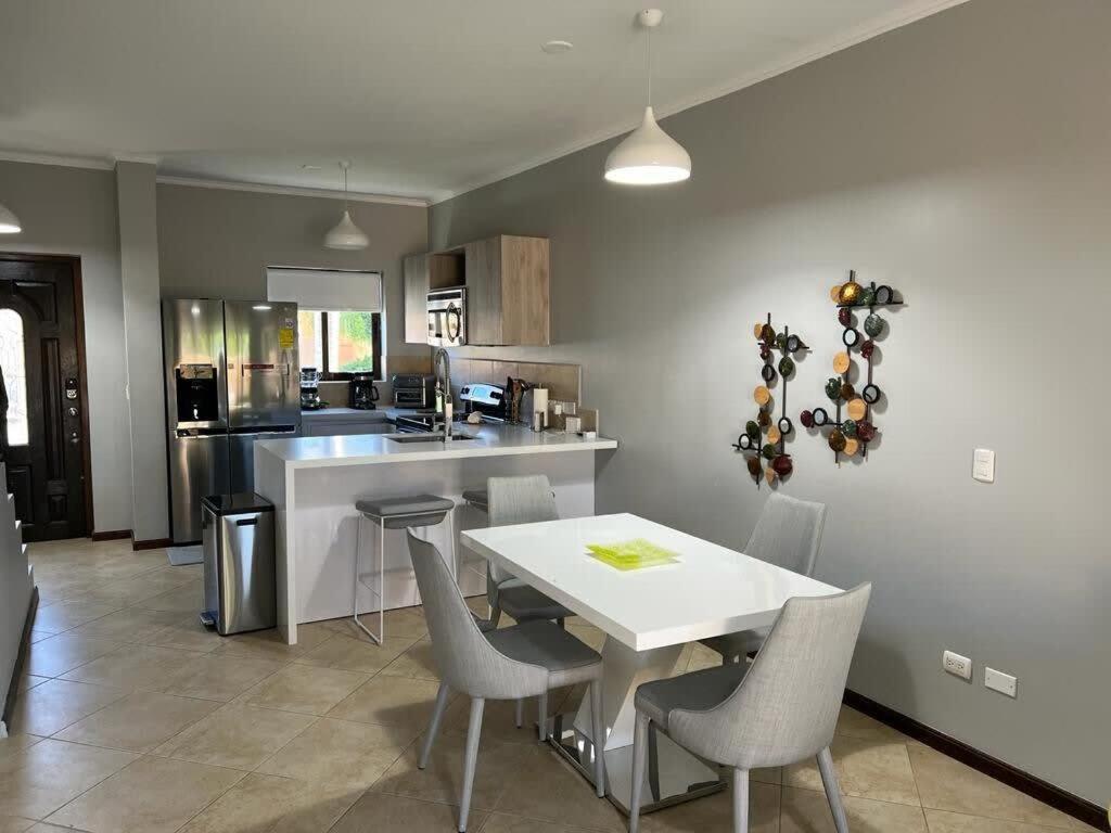 Special House In Gold Coast With Private Jacuzzi Βίλα Παλμ Μπιτς Εξωτερικό φωτογραφία