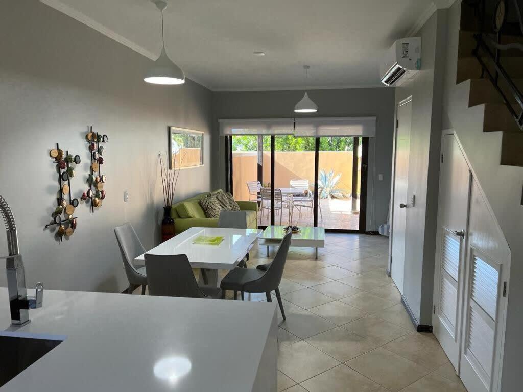 Special House In Gold Coast With Private Jacuzzi Βίλα Παλμ Μπιτς Εξωτερικό φωτογραφία