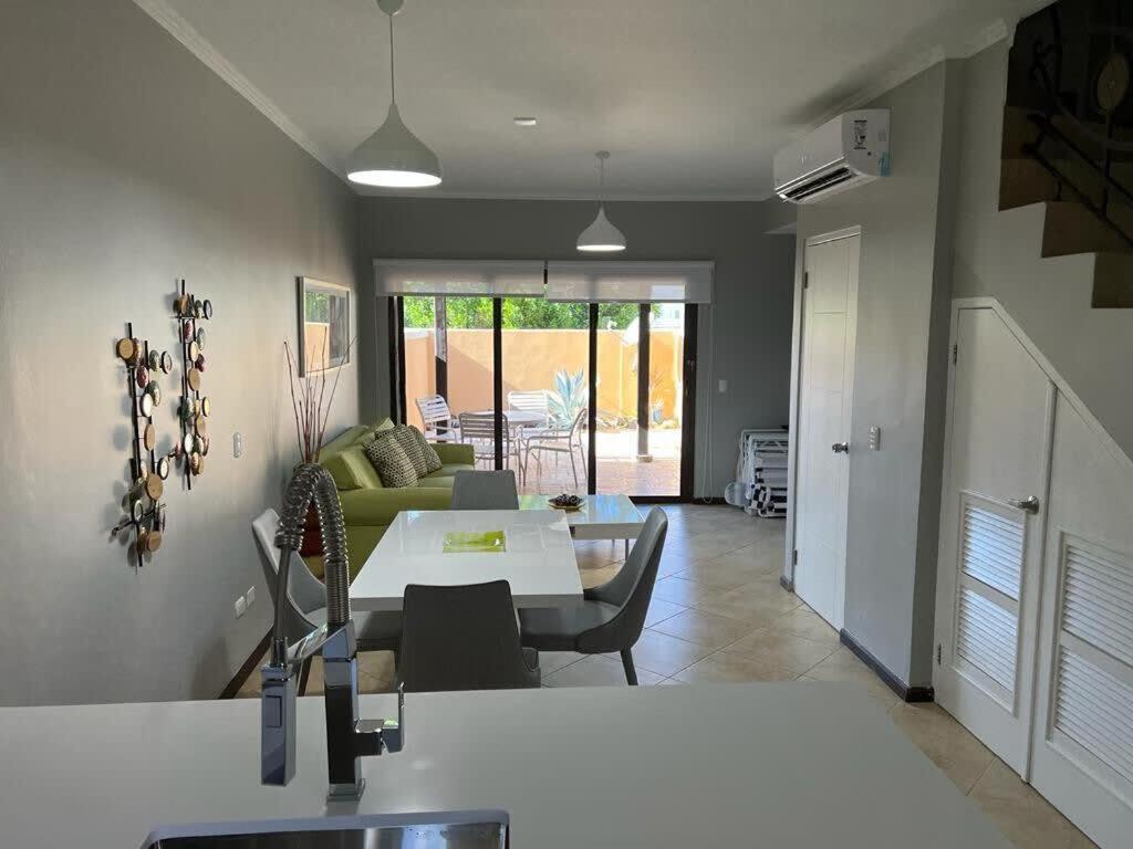 Special House In Gold Coast With Private Jacuzzi Βίλα Παλμ Μπιτς Εξωτερικό φωτογραφία